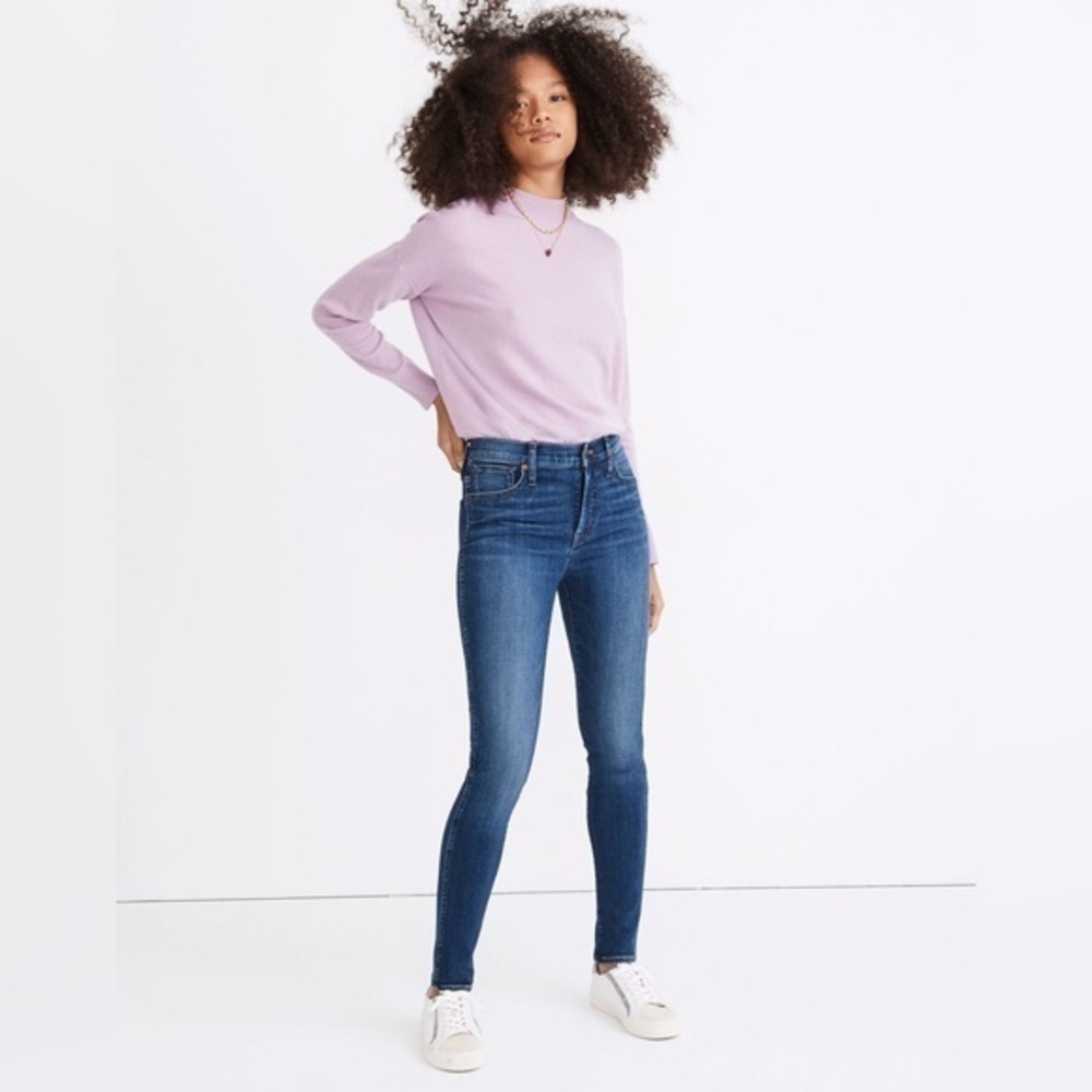 10" High-Rise‎ Skinny Jeans in Bradshaw Wash